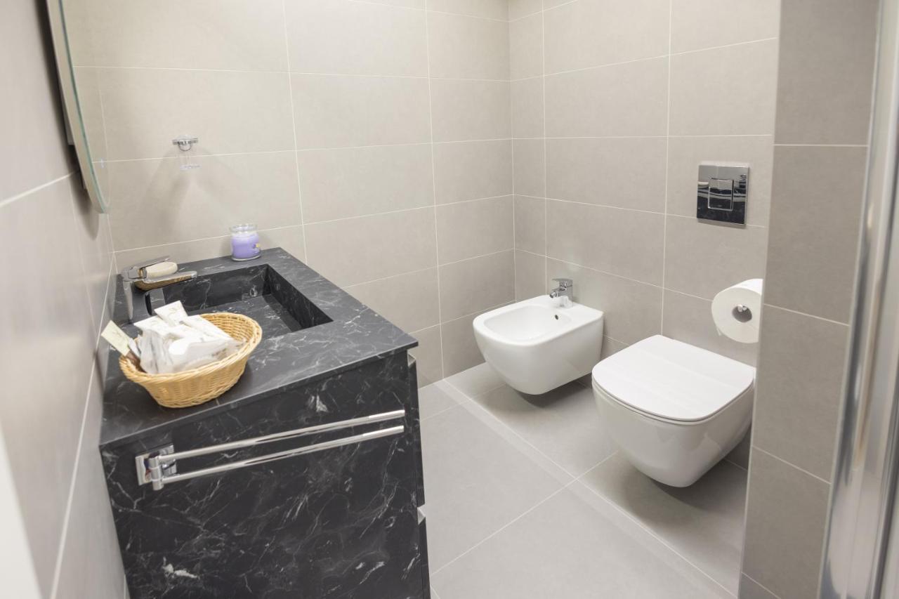 Loft La Sedia Rossa - Centro Storico Apartamento Milão Exterior foto