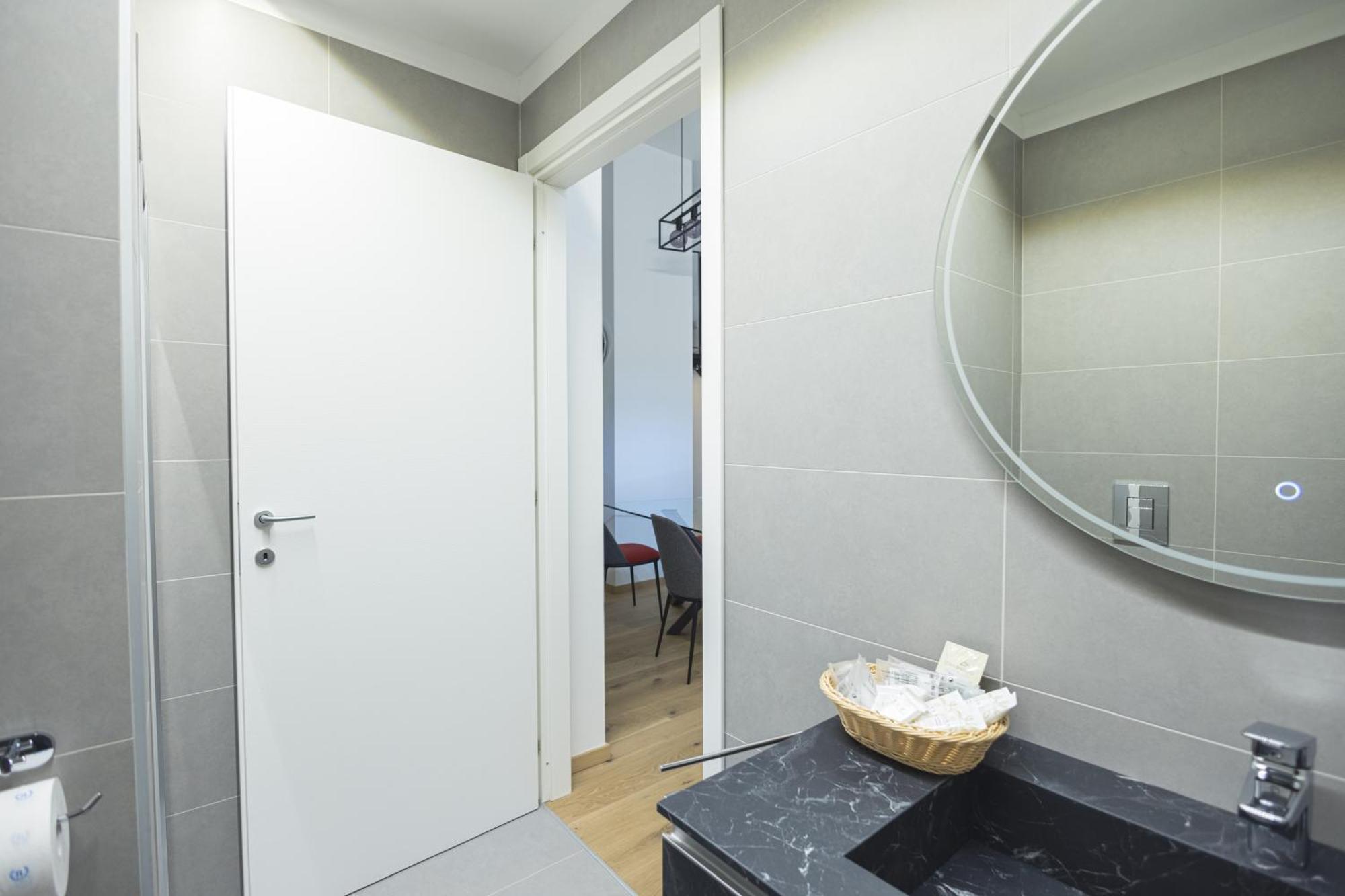 Loft La Sedia Rossa - Centro Storico Apartamento Milão Exterior foto