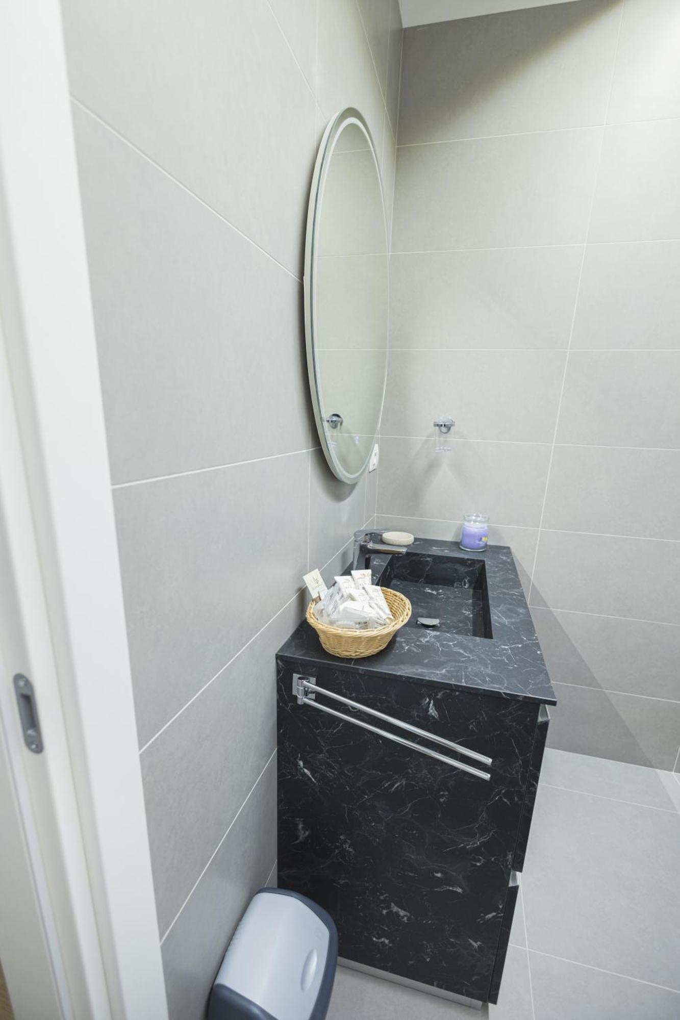 Loft La Sedia Rossa - Centro Storico Apartamento Milão Exterior foto
